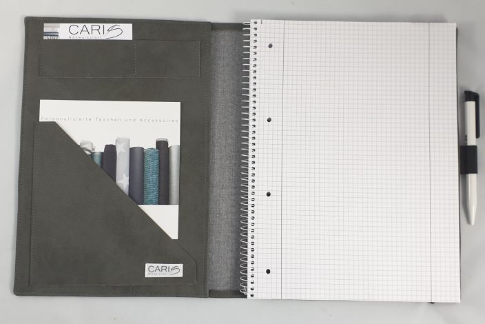 CARIS Nähwerkstatt - personalisierte Blockhülle mit Monogramm A4