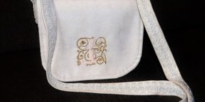 CARIS-Taschen, Handtasche "Die kleine Helle"